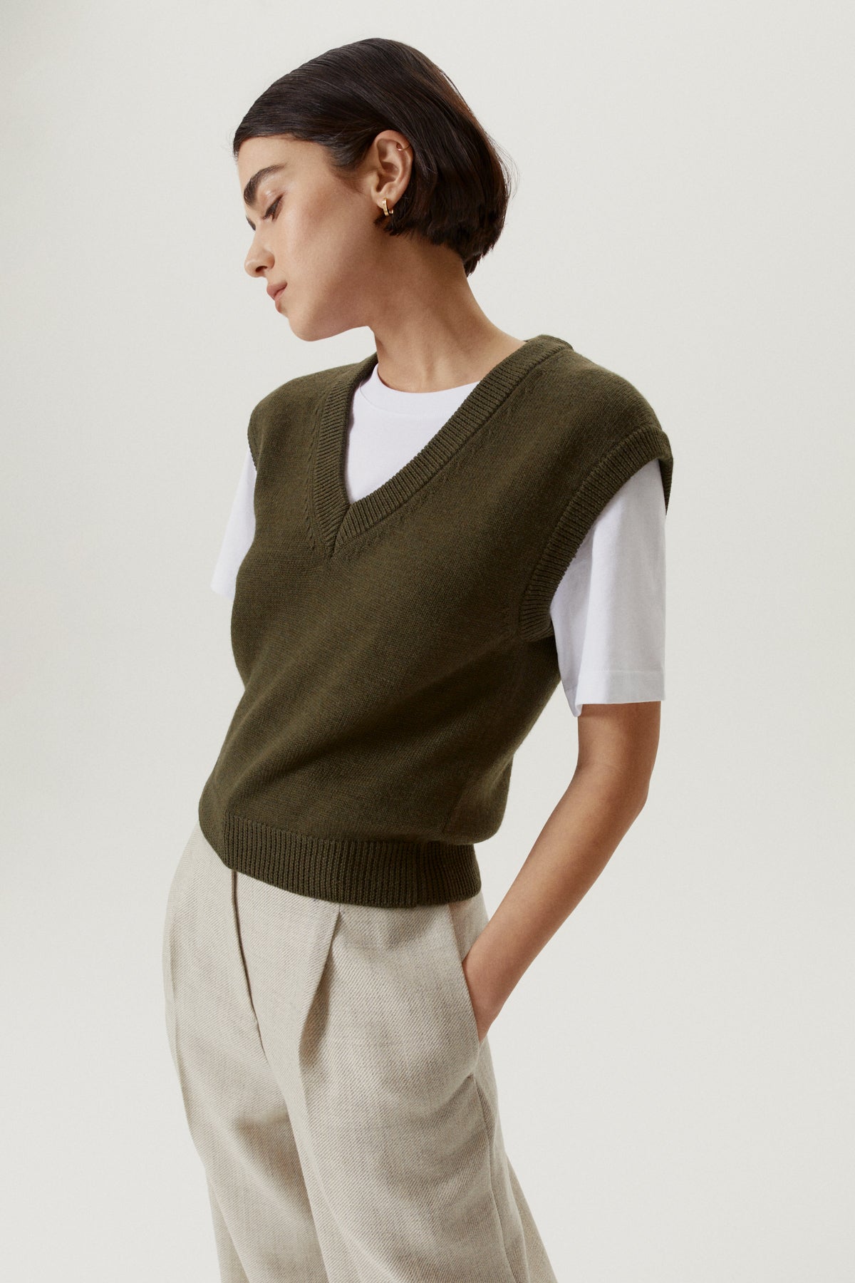 the merino wool vest military green