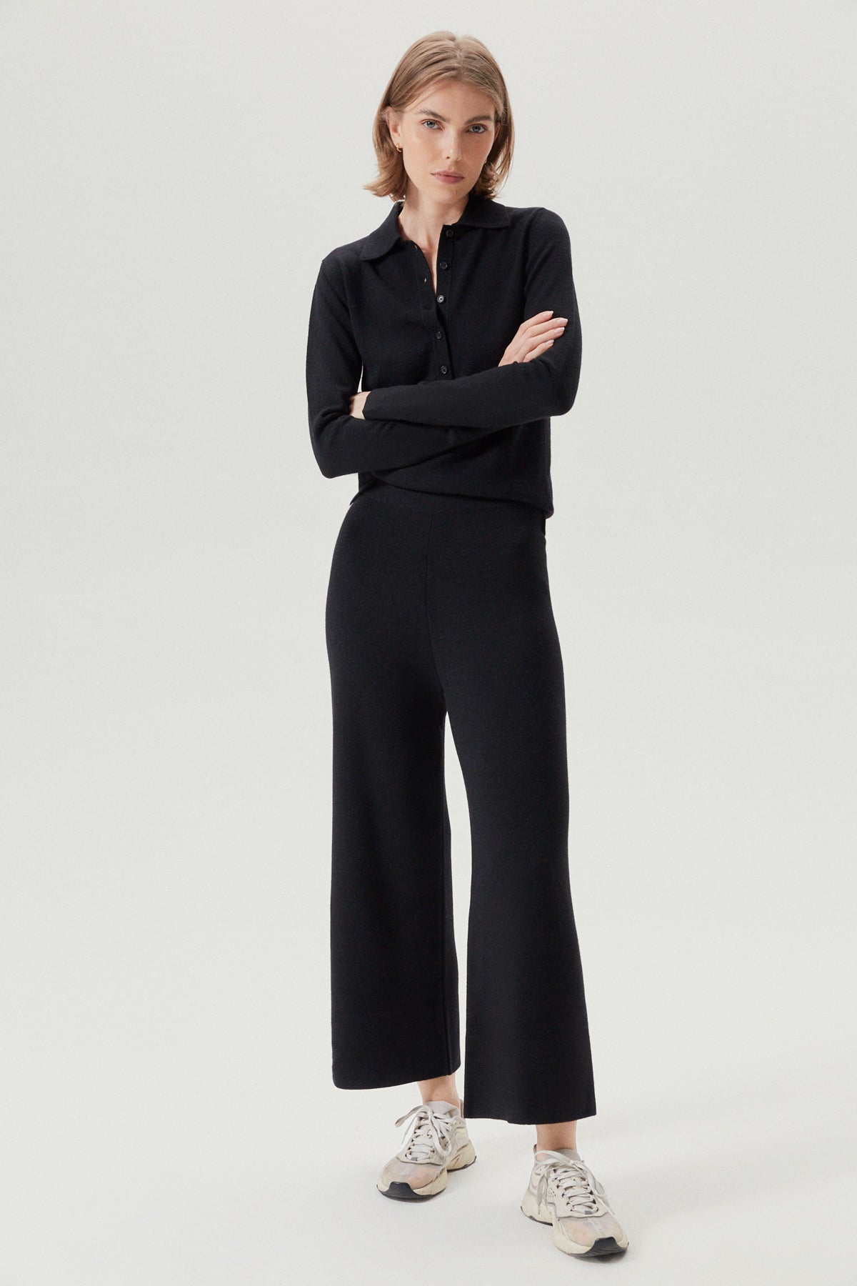 the merino wool wide leg pants black