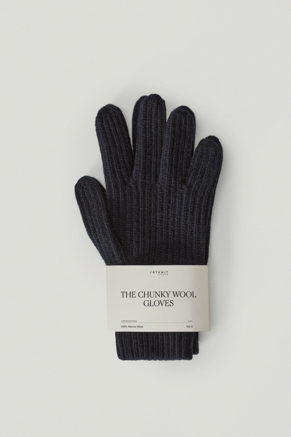 the woolen ribbed gloves blue navy
