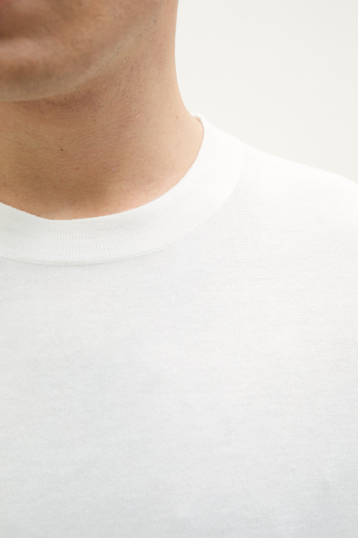 the organic cotton knit t shirt milk white