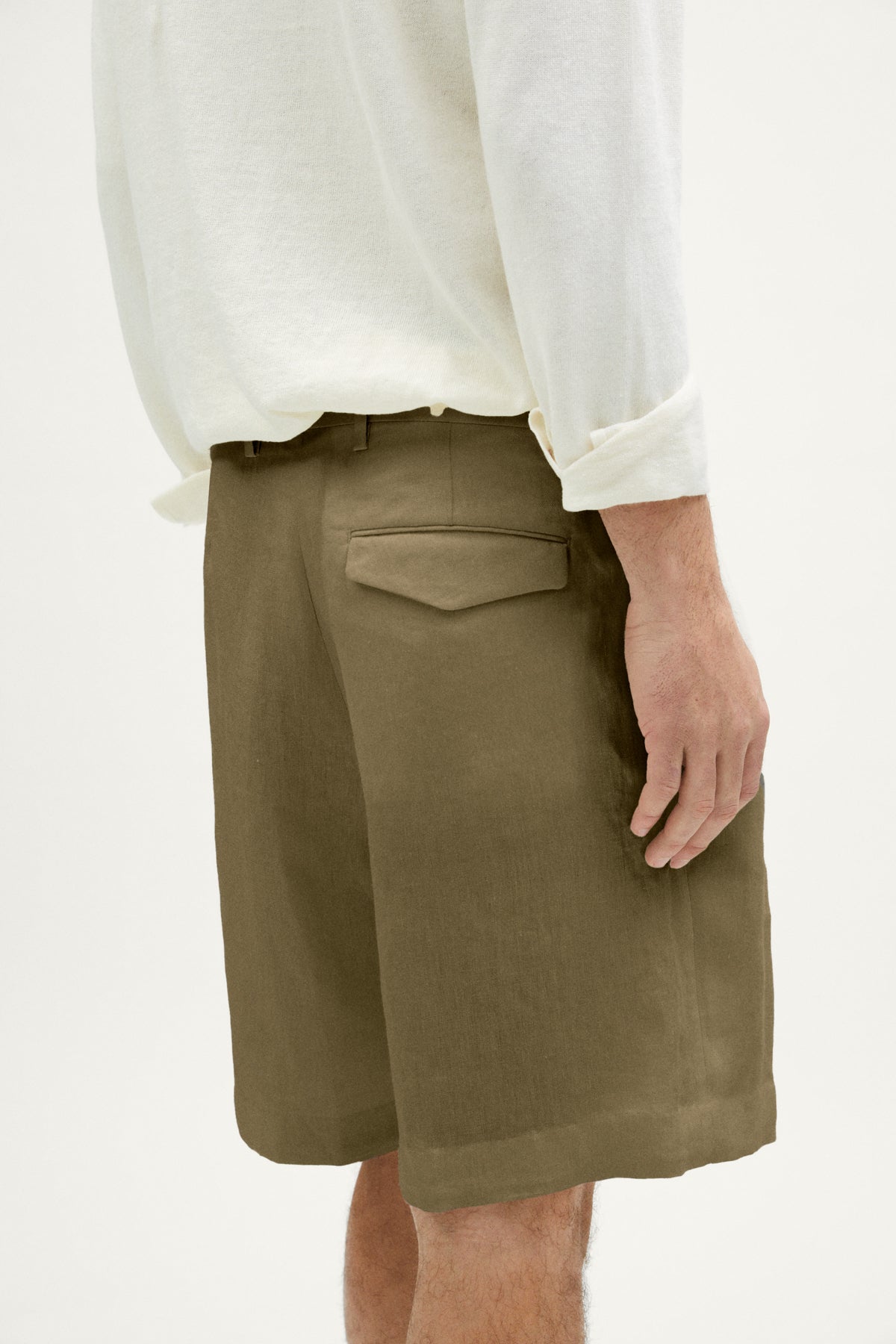 The Linen Twill Bermuda Shorts - green