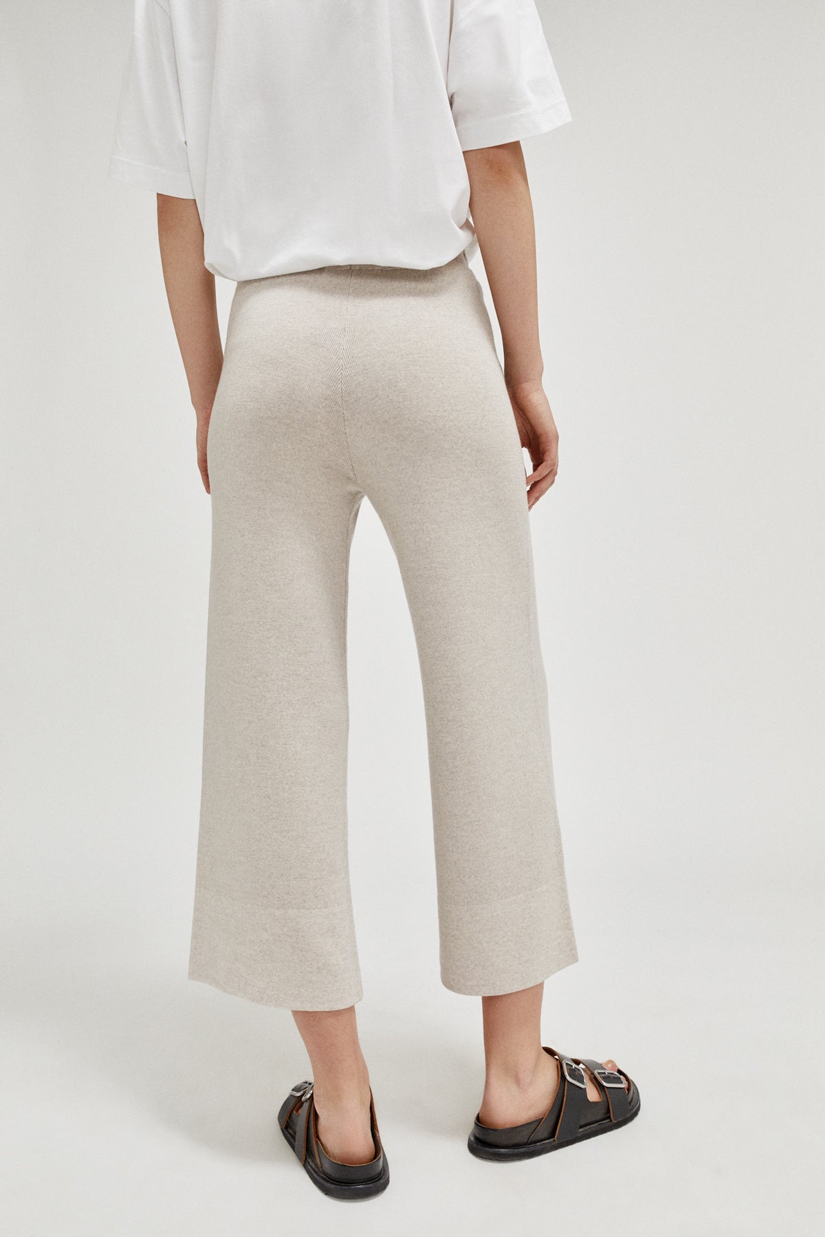 the merino wool wide leg pants greige